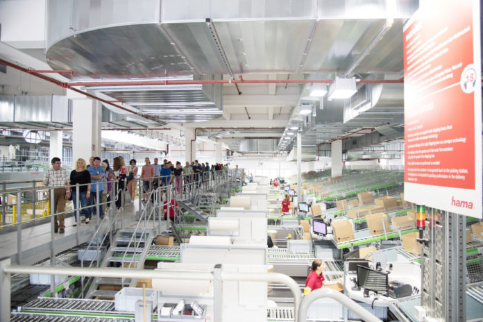 Hama lädt seine internationalen Handelspartner in der Zeit an den Stammsitz des Unternehmens ins bayerische Monheim zur traditonellen Hausmesse.