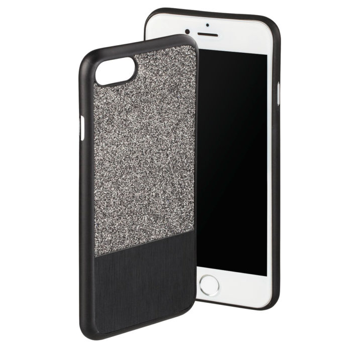 Zwei Cover für Handys von Hama