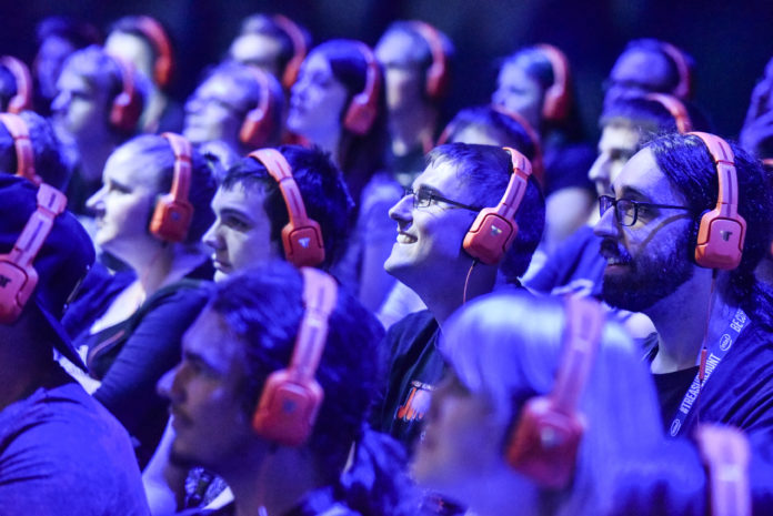 Zuschauer eines Videospiels