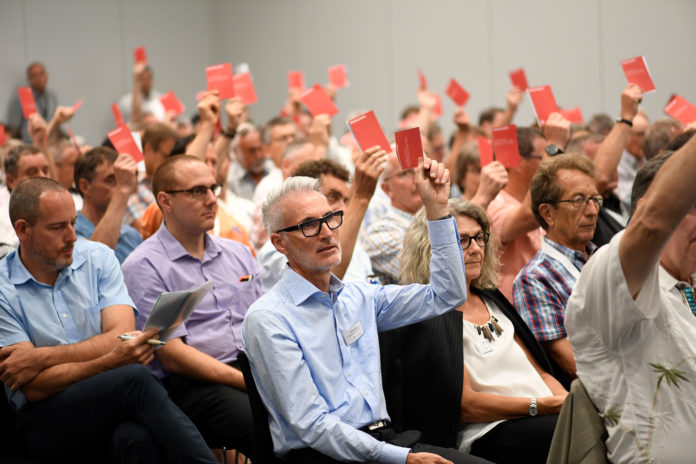 Abstimmung an dert eev-GV