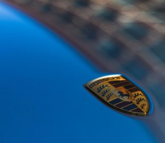 Porsche ruft über 21’000 Cayenne Diesel zurück Porsche Emblem