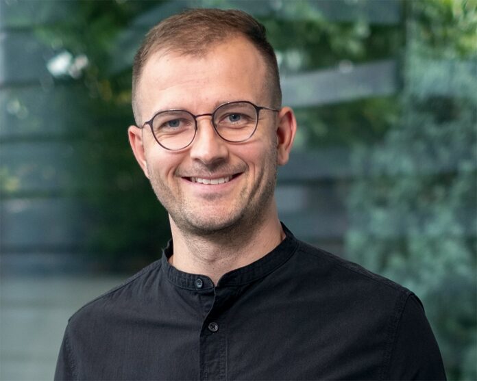 Pero Simic, NovaVolt.