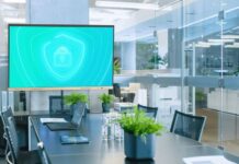 BenQ lanciert Konferenzlösung im 98-Zoll-Format BenQ RE9804FV: All-in-One-Konferenzlösung mit integrierter 4K-Kamera, Mikrofonarray und Google EDLA-Zertifizierung. Quelle: BenQ.